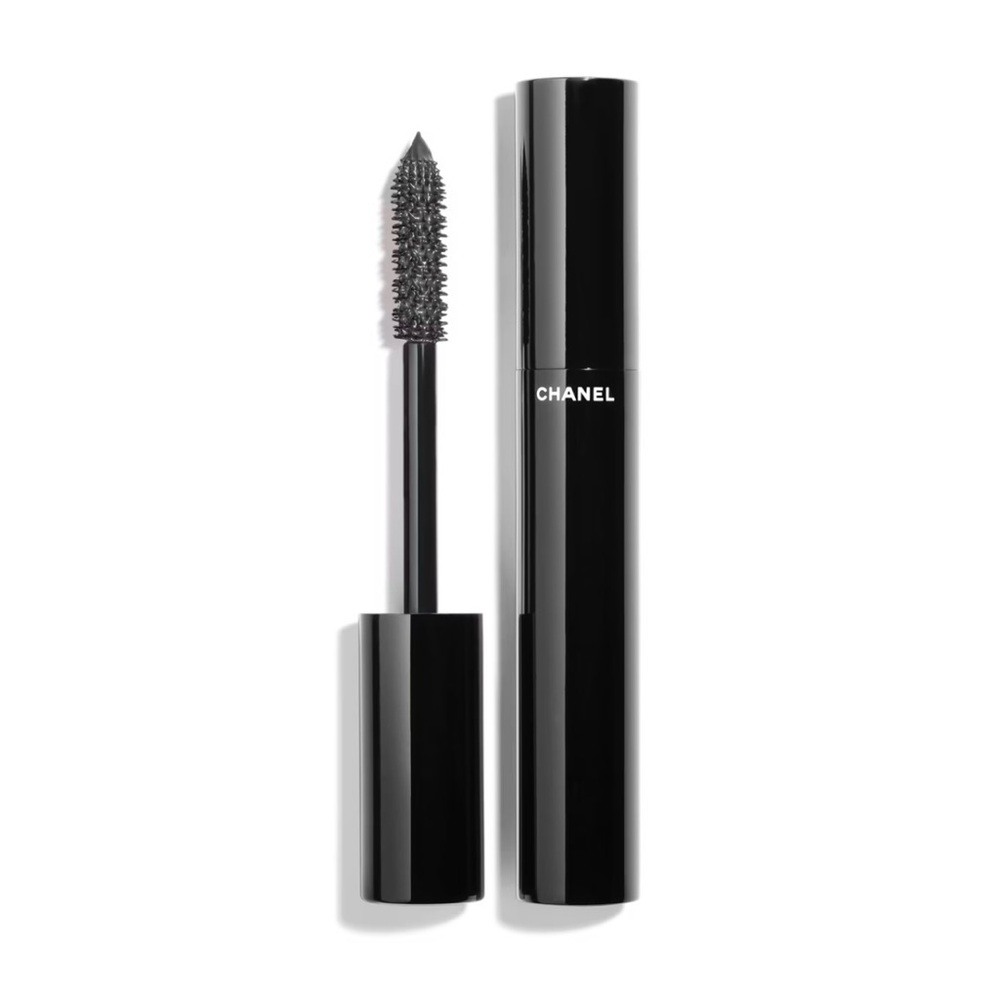 CHANEL Le Extra Volume Mascara 3D
Printed Brush #10 Noir